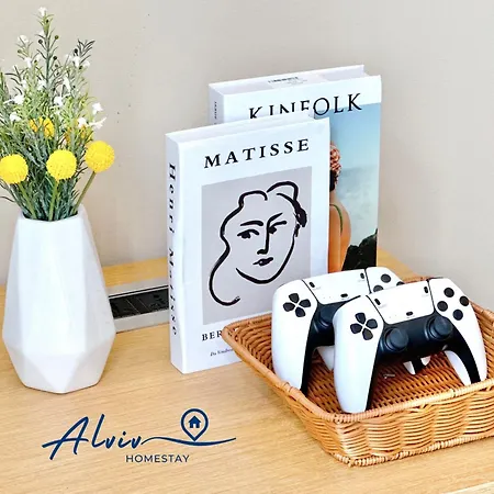 Alviv 99 Suites I Family Suite I 4-7 Pax I 5Minsmelakacruise I Jonkerst Exterior photo